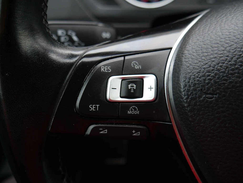 Volkswagen Tiguan 2.0 TDi Sound