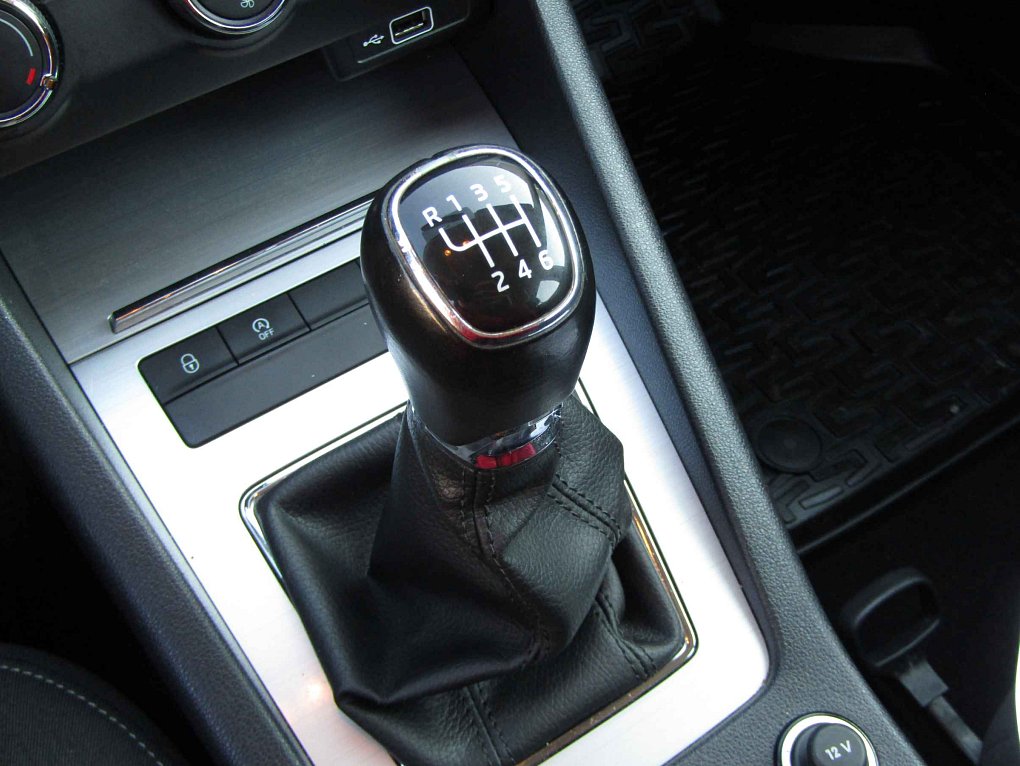 Škoda Octavia III 2.0 TDi 