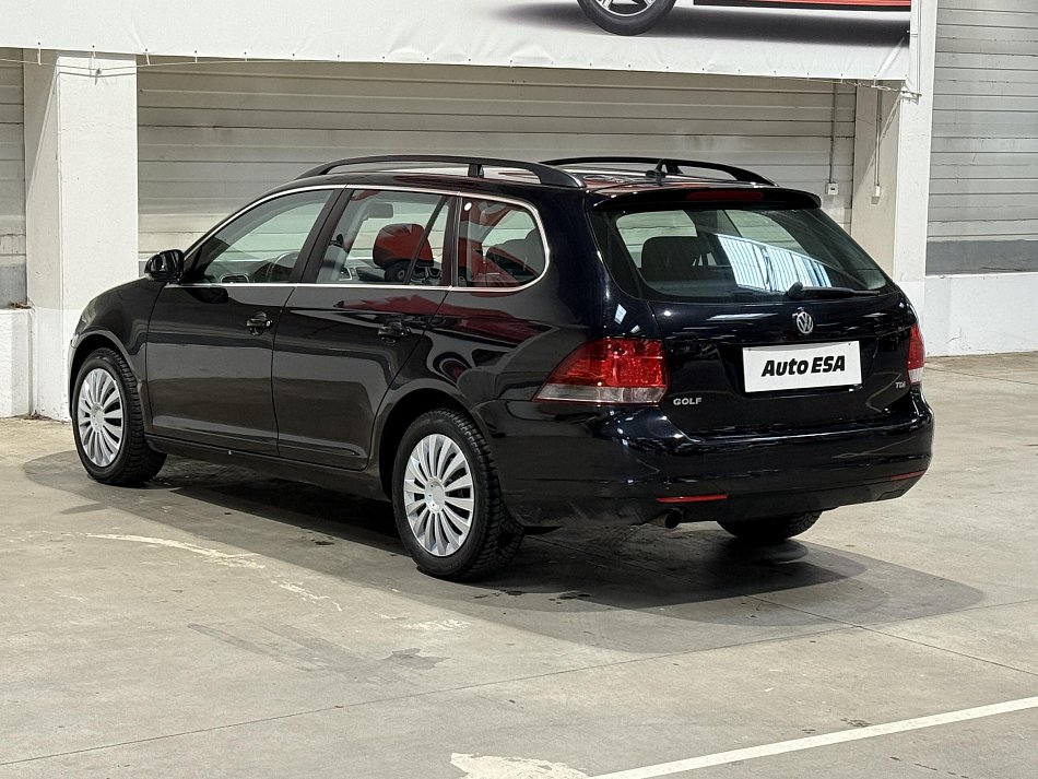 Volkswagen Golf 1.6 TDi 