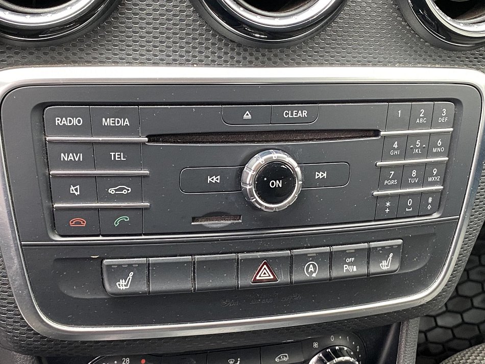 Mercedes-Benz Třída A 1.6 i  A180