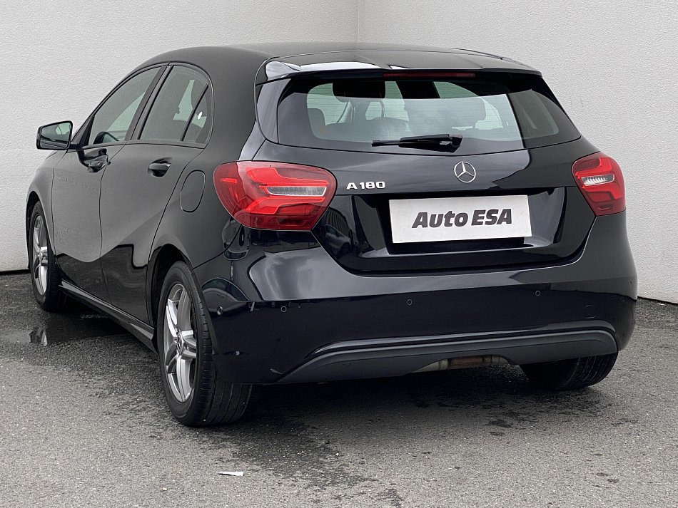Mercedes-Benz Třída A 1.6 i  A180