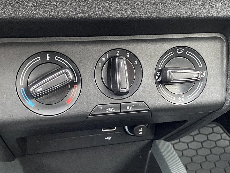 Škoda Fabia III 1.0 TSi Active