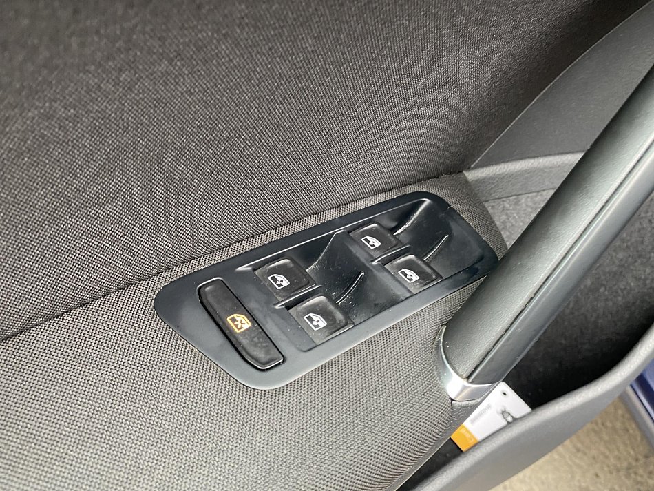 Volkswagen Golf 1.6 TDI 