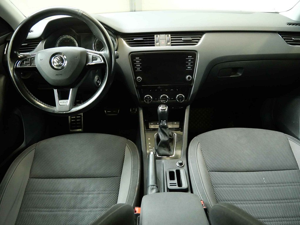 Škoda Octavia III 2.0TDi Scout 4x4