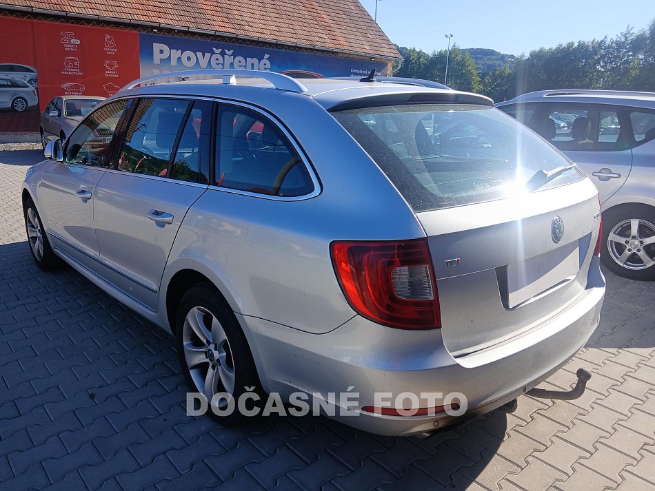Škoda Superb II 2.0 TDi Ambiente