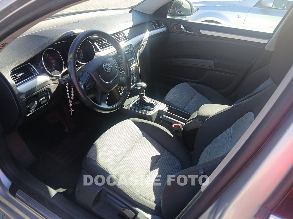Škoda Superb II 2.0 TDi Ambiente