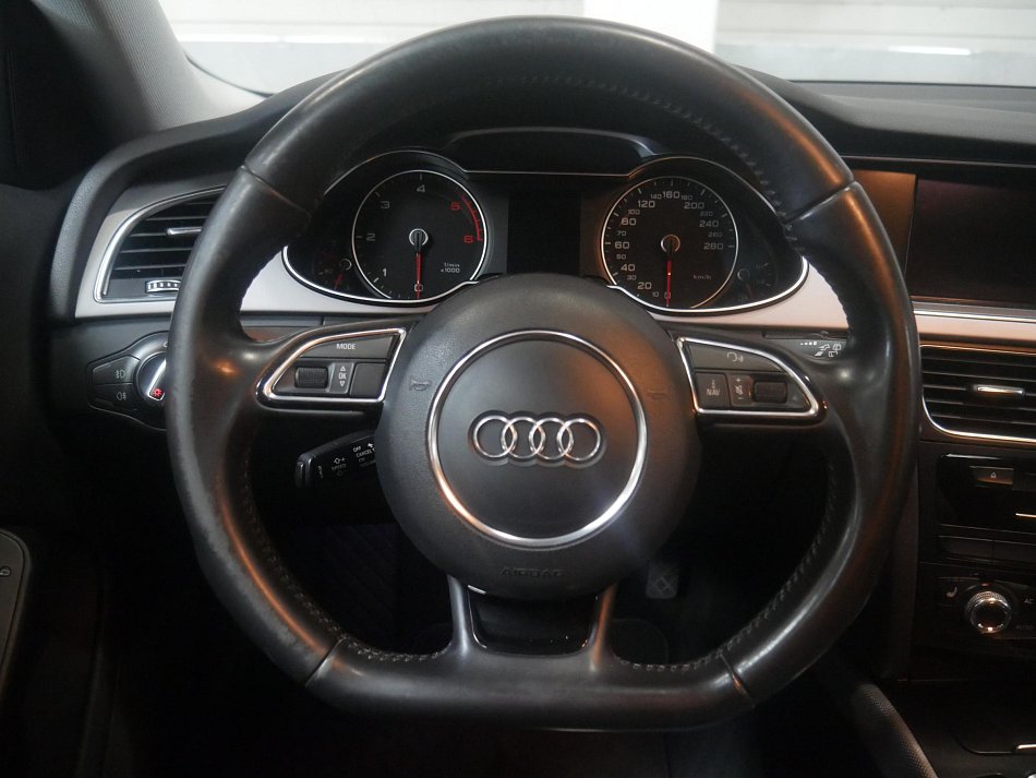Audi A4 2.0 TDi 