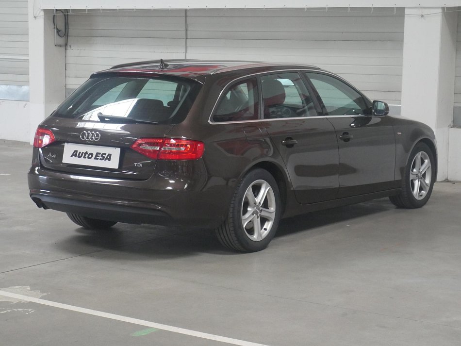Audi A4 2.0 TDi 
