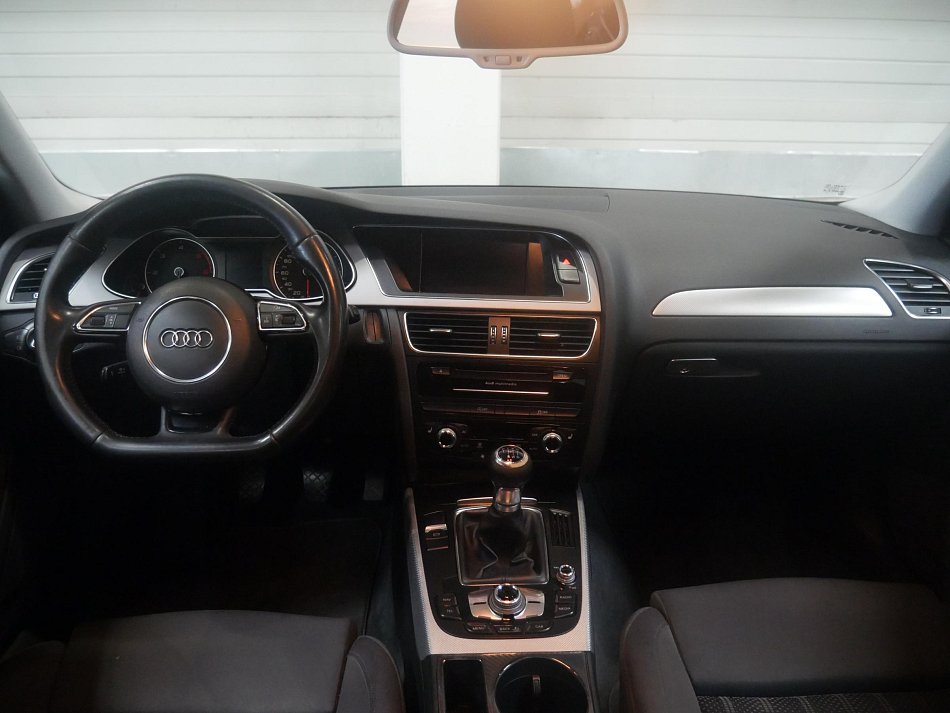 Audi A4 2.0 TDi 