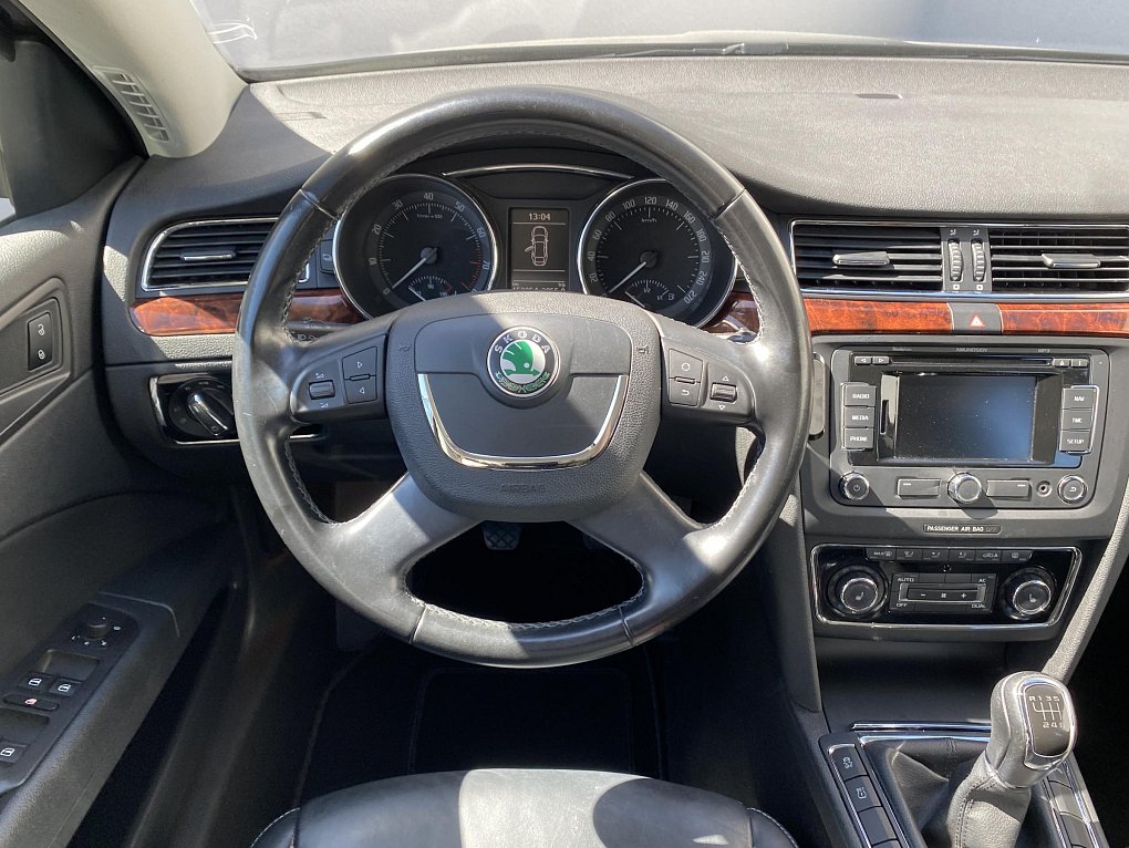 Škoda Superb II 1.4 TSi Elegance