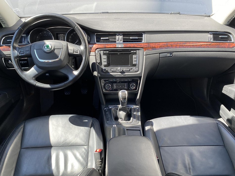 Škoda Superb II 1.4 TSi Elegance