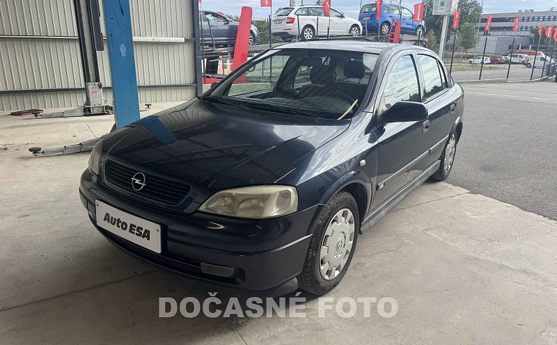 Opel Astra 1.6i 