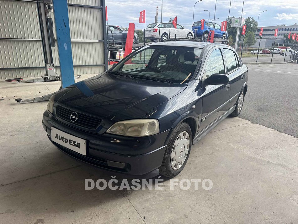 Opel Astra 1.6i 