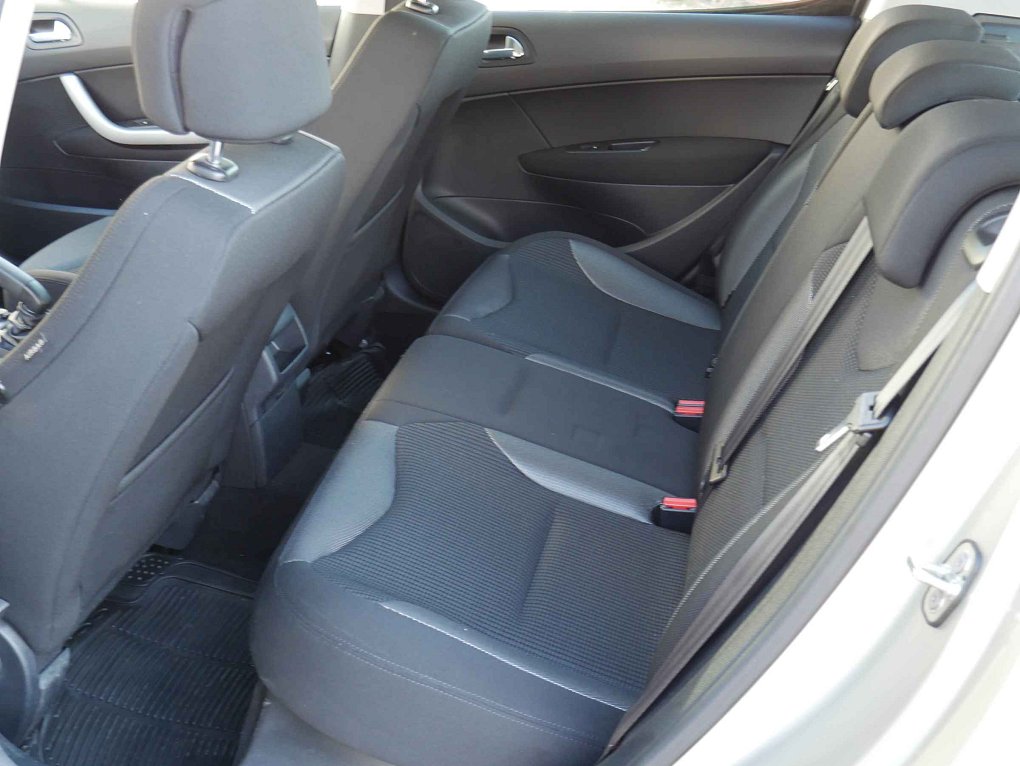 Peugeot 308 1.6i 