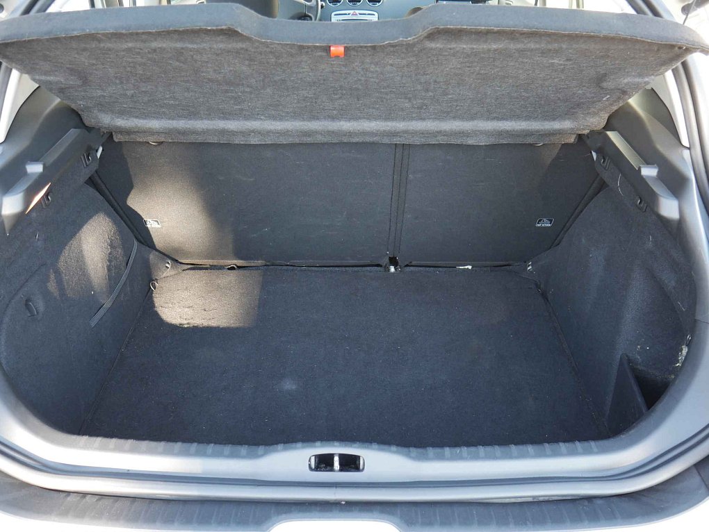 Peugeot 308 1.6i 