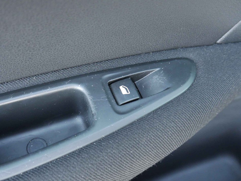 Peugeot 308 1.6i 
