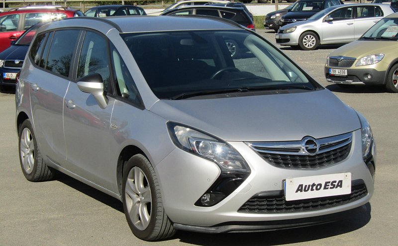Opel Zafira 1.4 i 