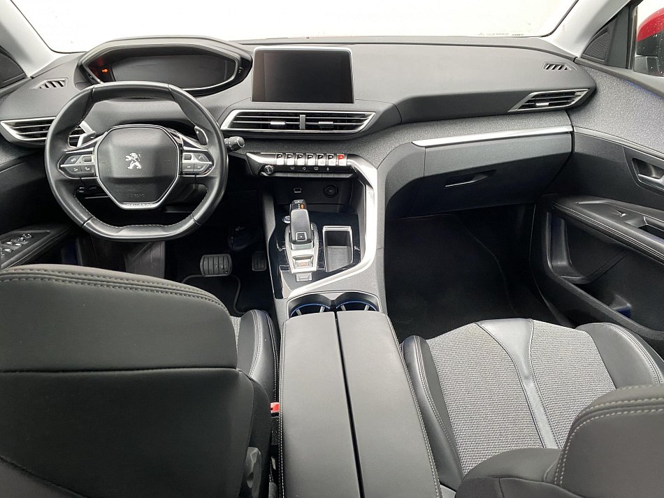 Peugeot 3008 1.2 PT Allure