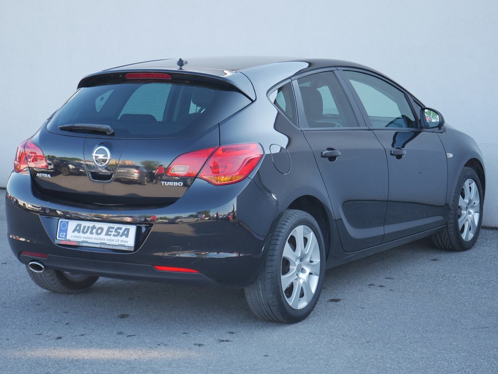 Opel Astra 1.4 T 
