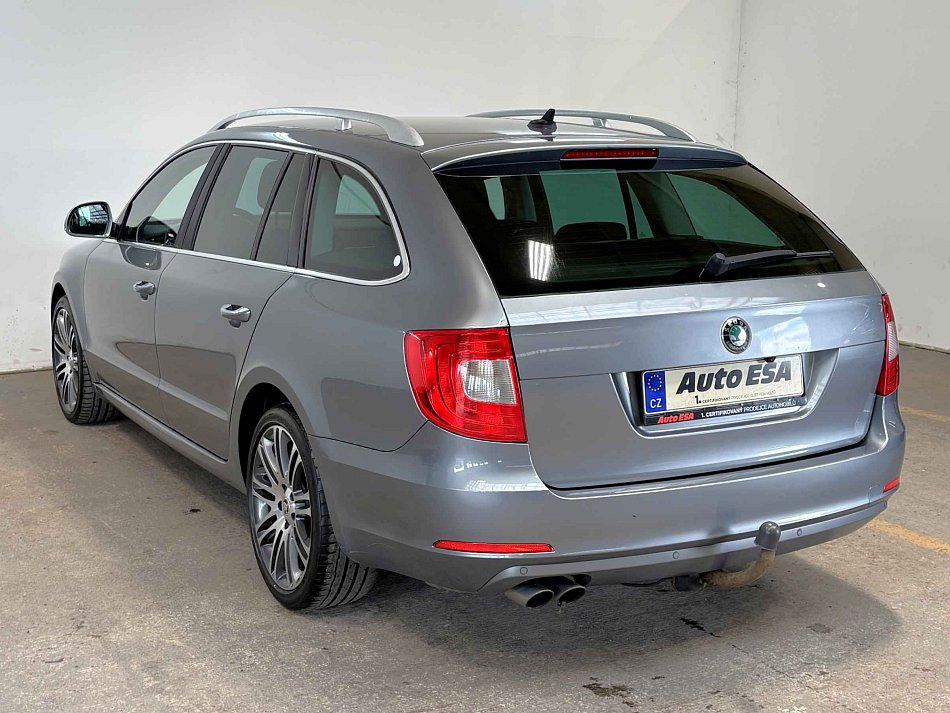 Škoda Superb II 2.0 TDi Ambition