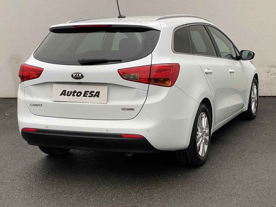 Kia Ceed 1.6 CRDi Exclusive