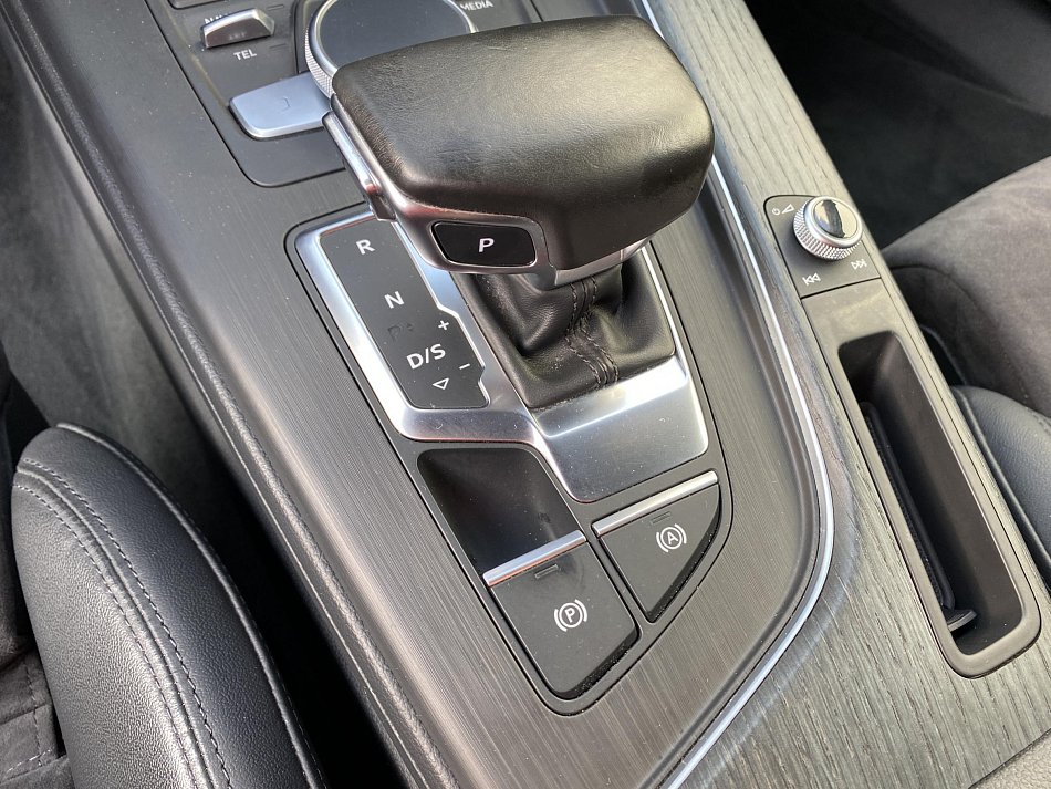Audi A4 3.0 TDi Sport quattro