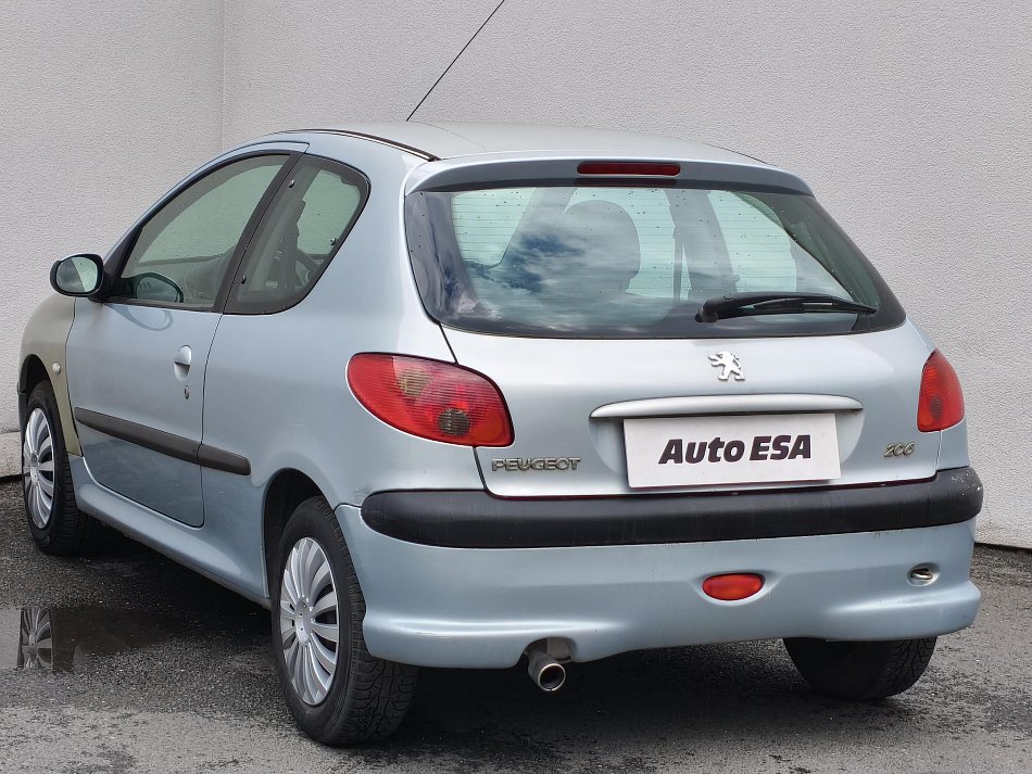 Peugeot 206 1.1i 