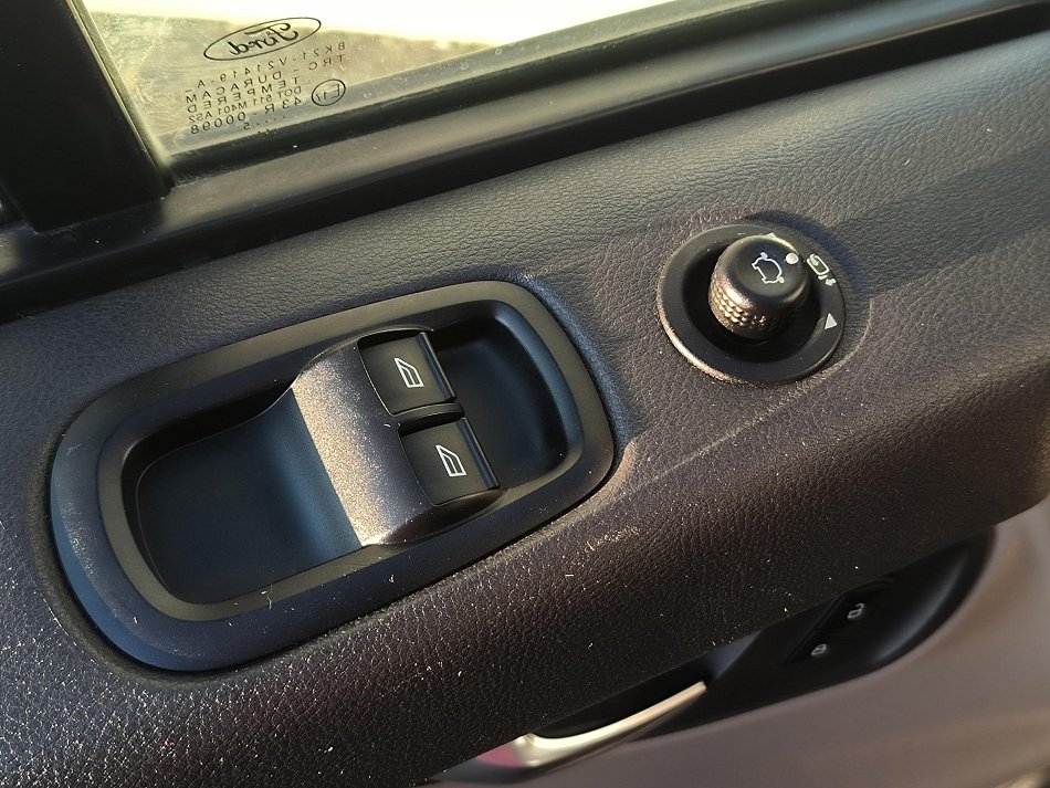 Ford Tourneo Custom 2.2TDCi Trend 8míst