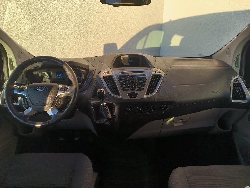 Ford Tourneo Custom 2.2TDCi Trend 8míst