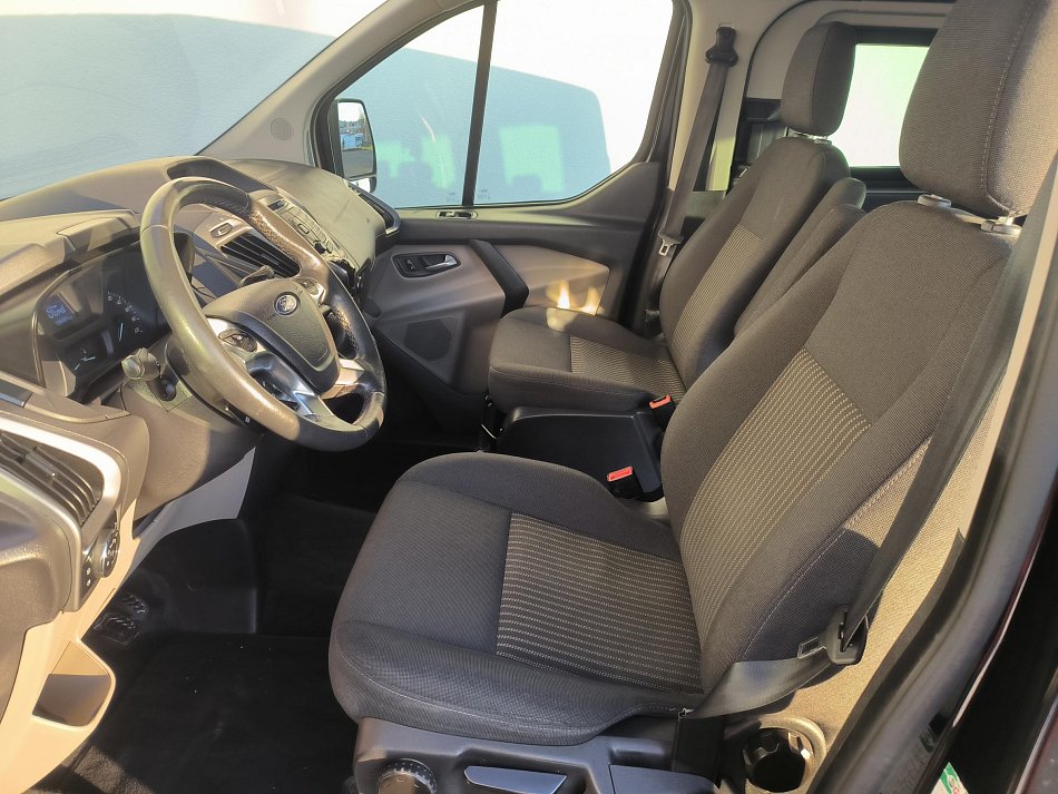 Ford Tourneo Custom 2.2TDCi Trend 8míst