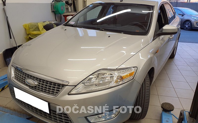 Ford Mondeo 1.8 TDCi 
