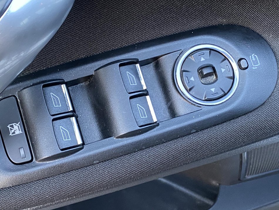 Ford Mondeo 1.8 TDCi 