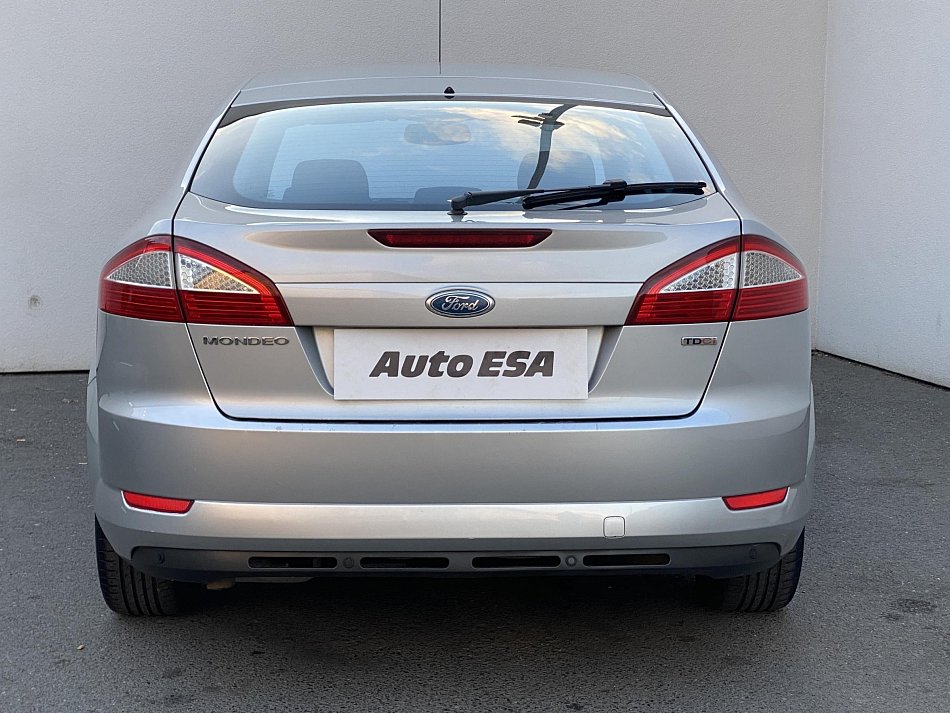 Ford Mondeo 1.8 TDCi 