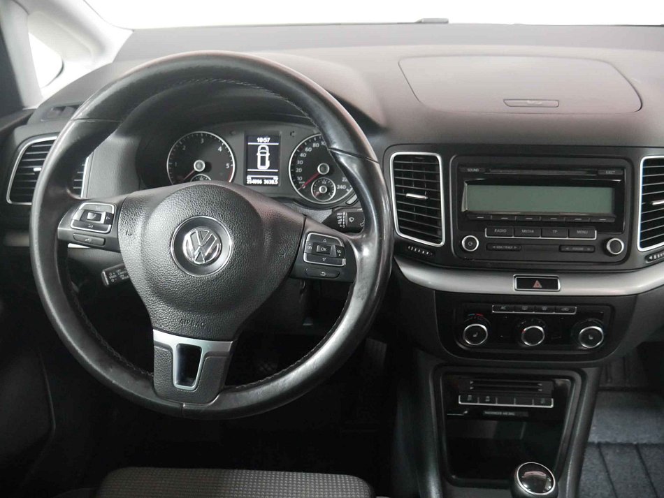 Volkswagen Sharan 2.0 TDi 