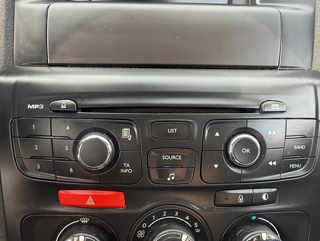 Citroën C4 1.6i 