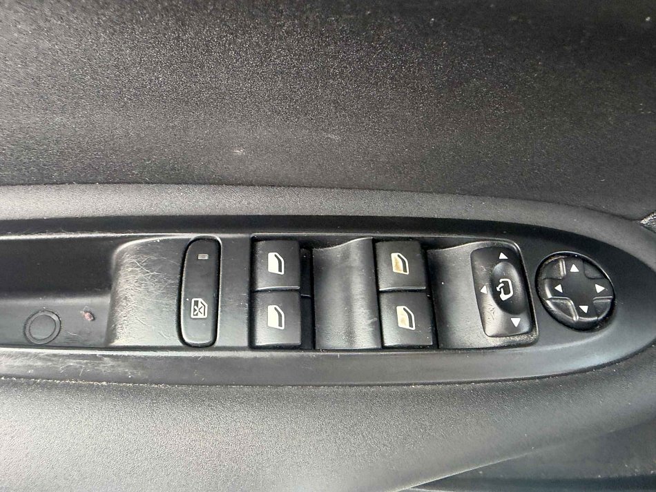Citroën C4 1.6i 