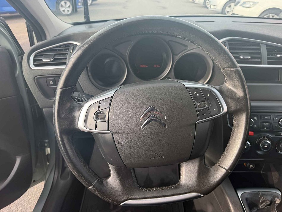 Citroën C4 1.6i 