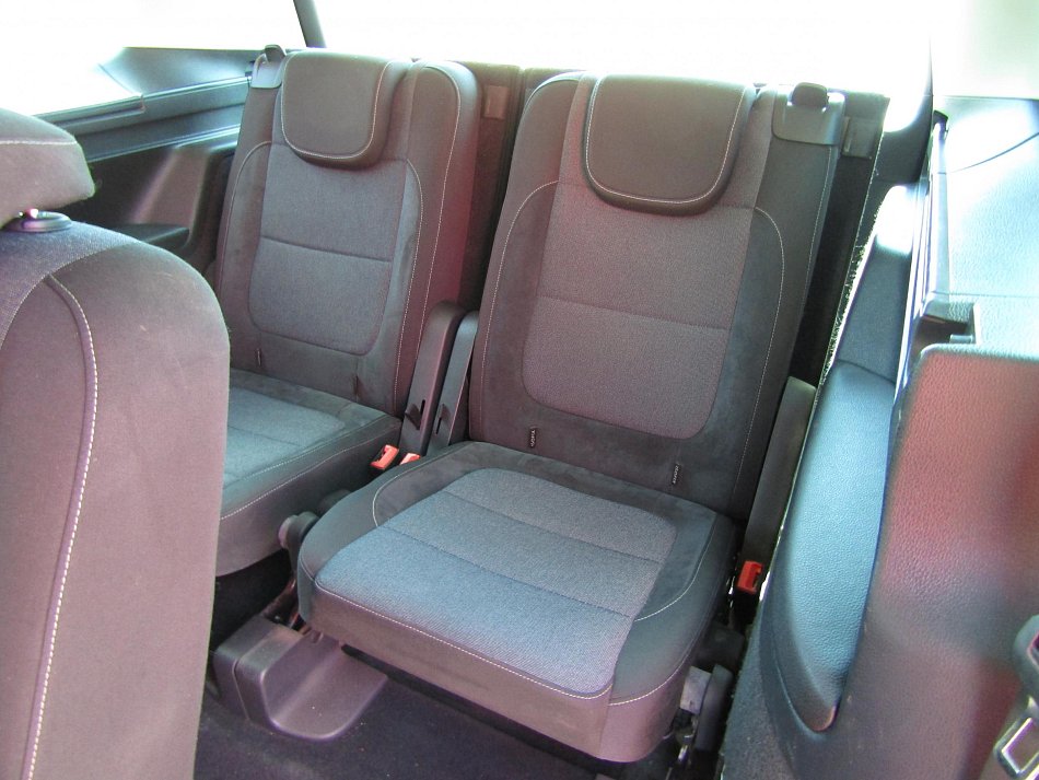 Volkswagen Sharan 2.0TDi 