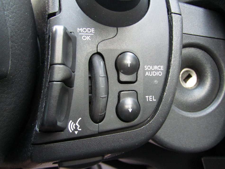 Renault Clio 1.2i 