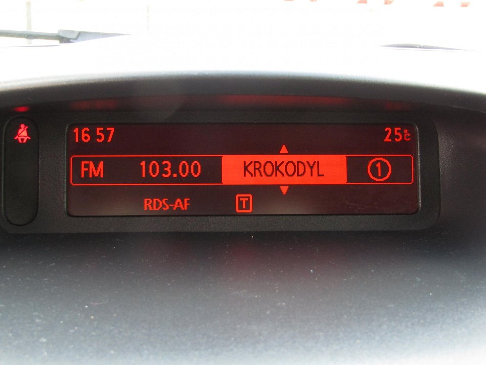 Renault Clio 1.2i 