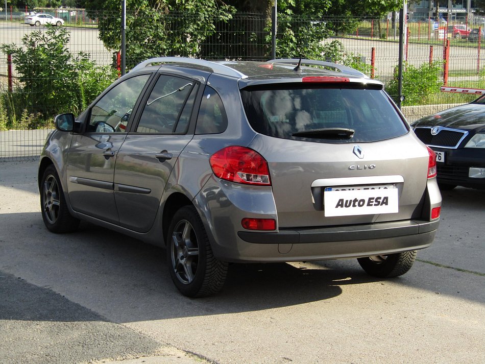 Renault Clio 1.2i 