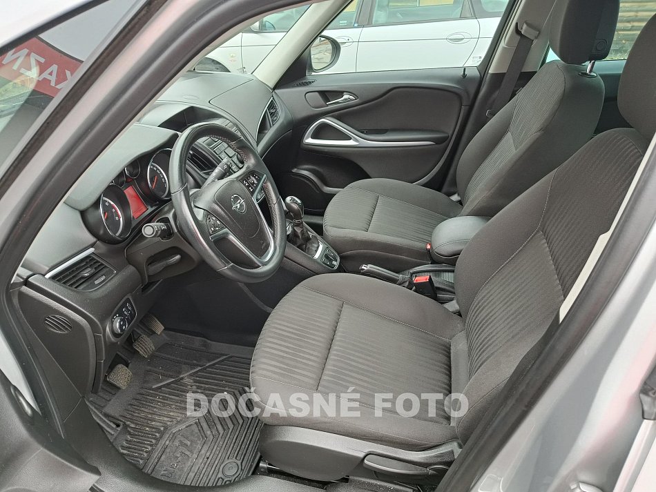 Opel Zafira 1.4 i 