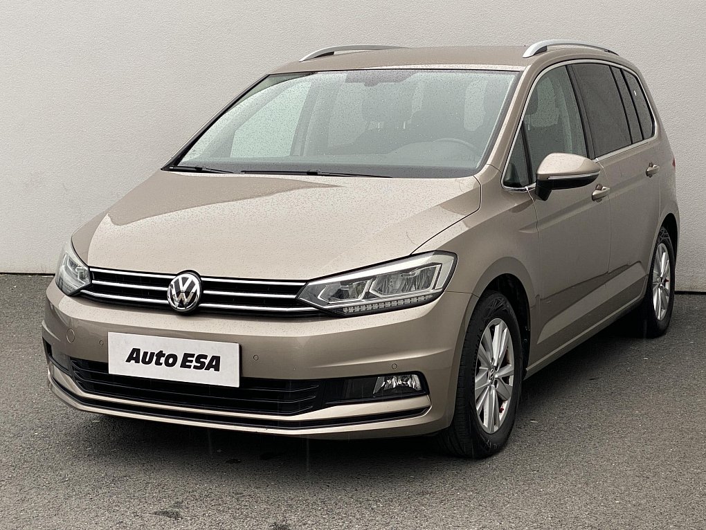 Volkswagen Touran 1.5 TSi Highline