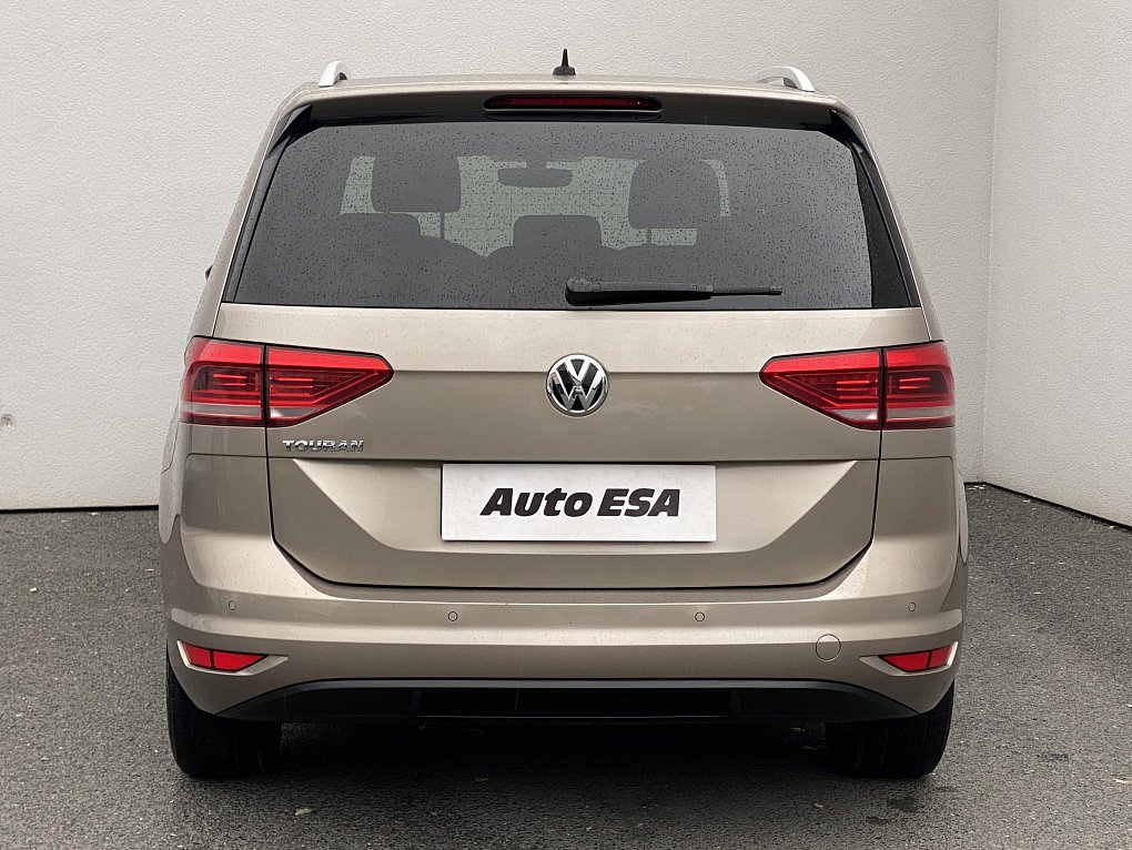 Volkswagen Touran 1.5 TSi Highline