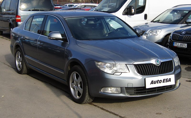 Škoda Superb II 2.0 TDi Elegance