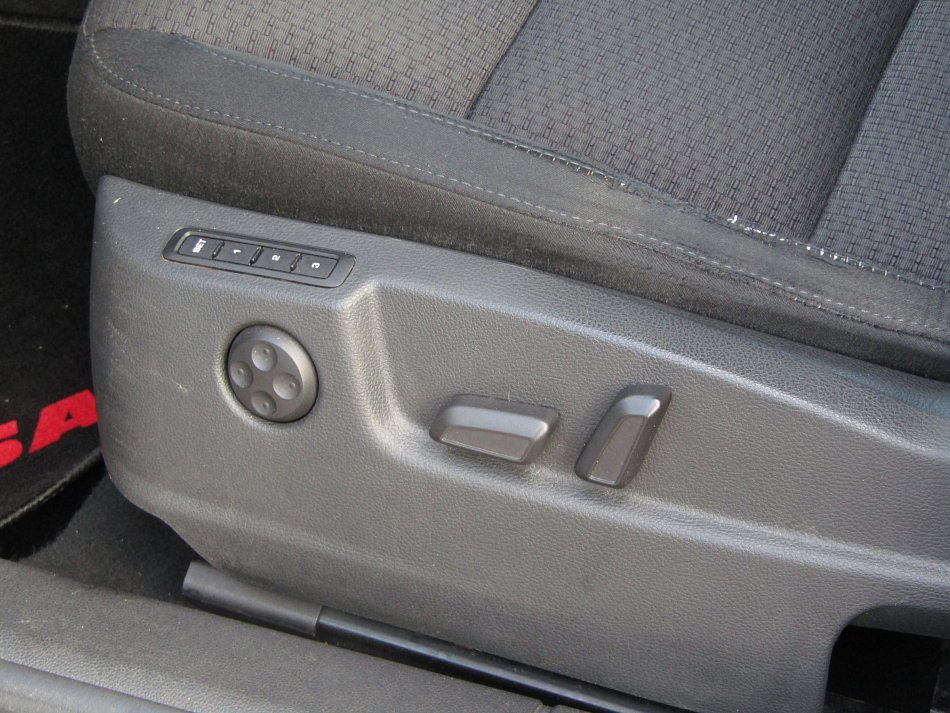 Škoda Superb II 2.0 TDi Elegance