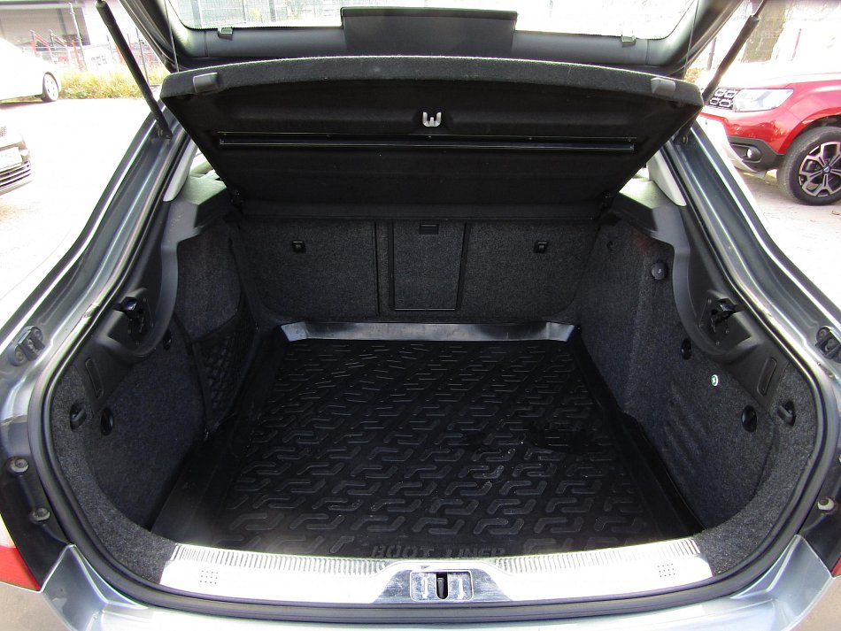 Škoda Superb II 2.0 TDi Elegance