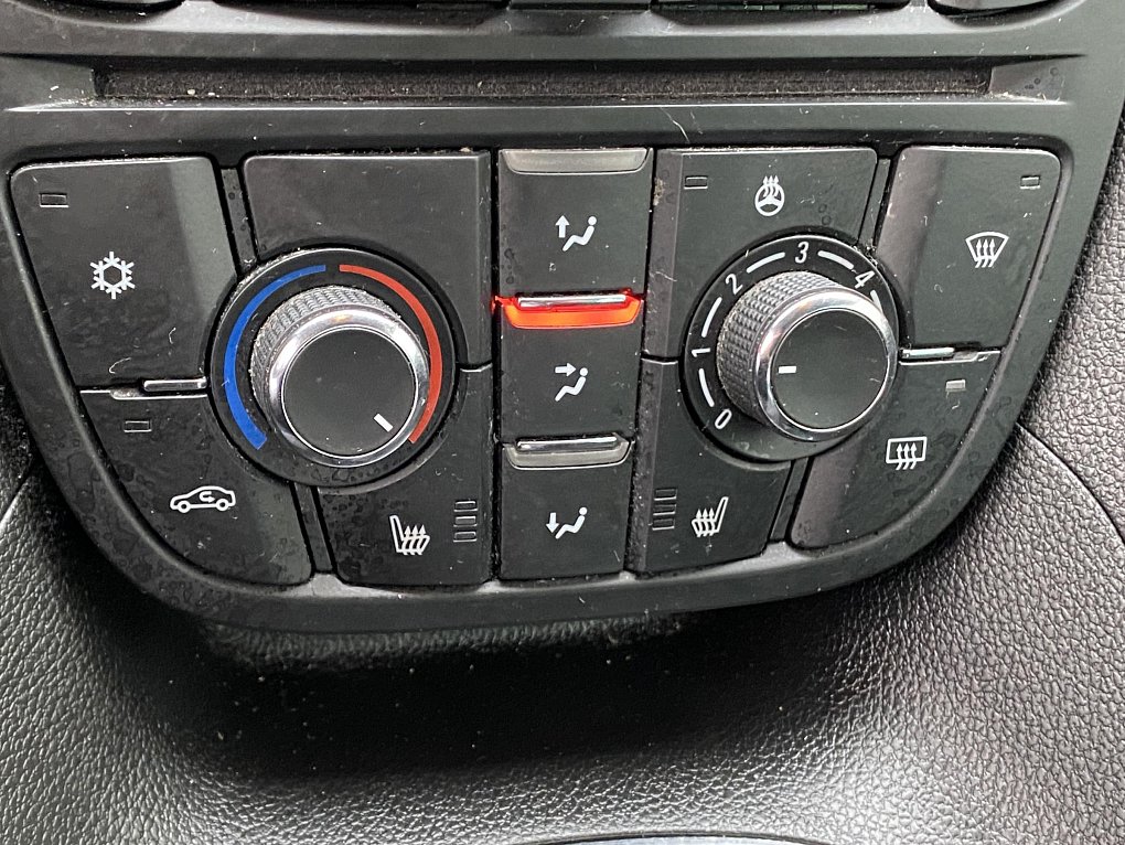 Opel Meriva 1.4T Edition 150