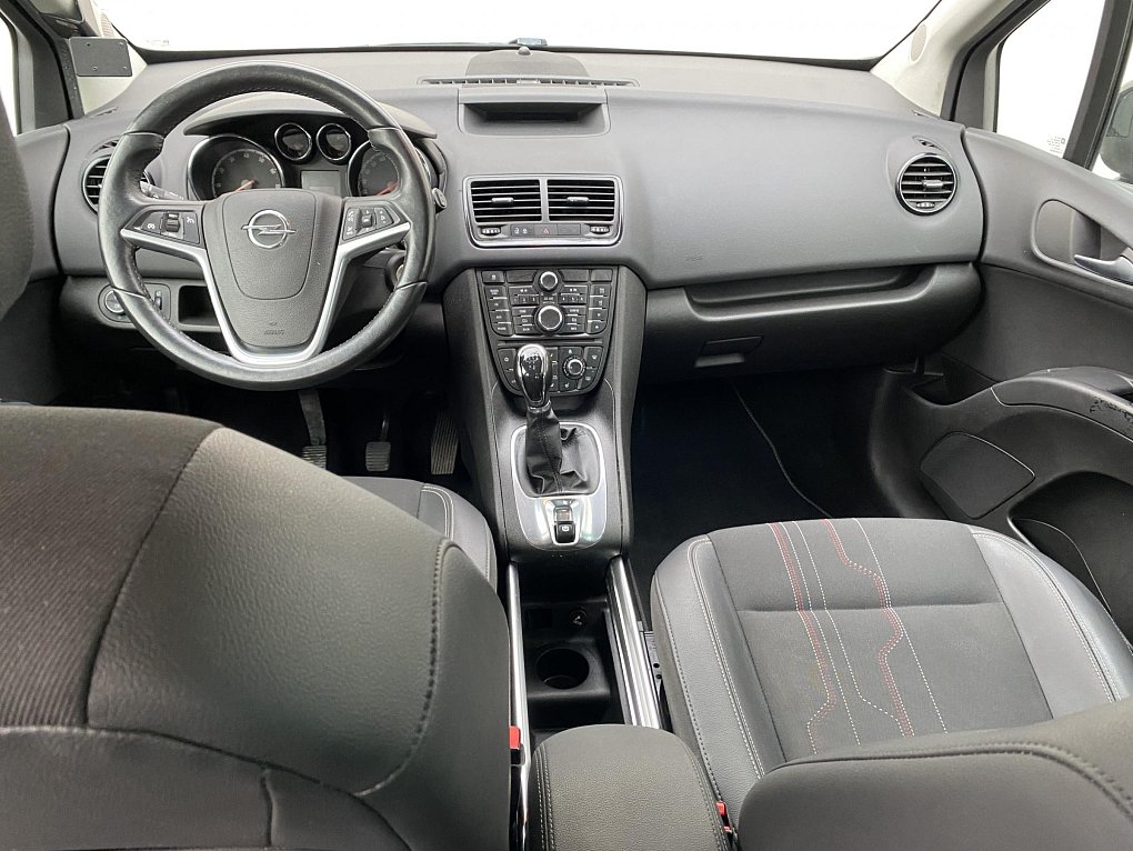 Opel Meriva 1.4T Edition 150