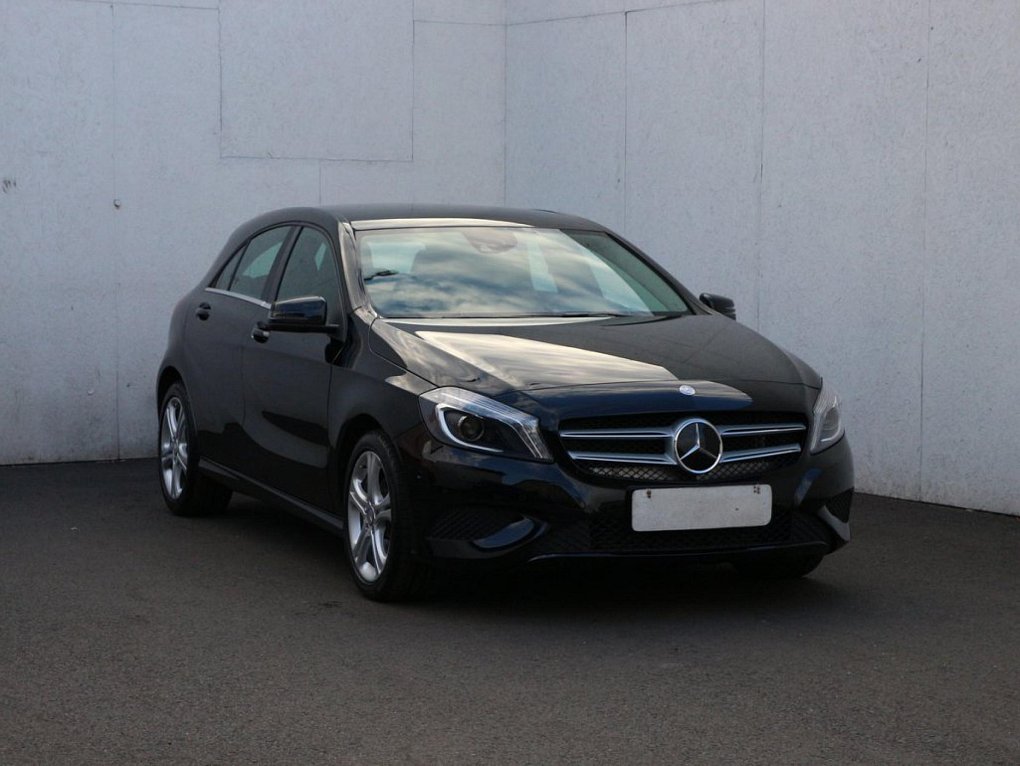 Mercedes-Benz Třída A 1.6 Style A180
